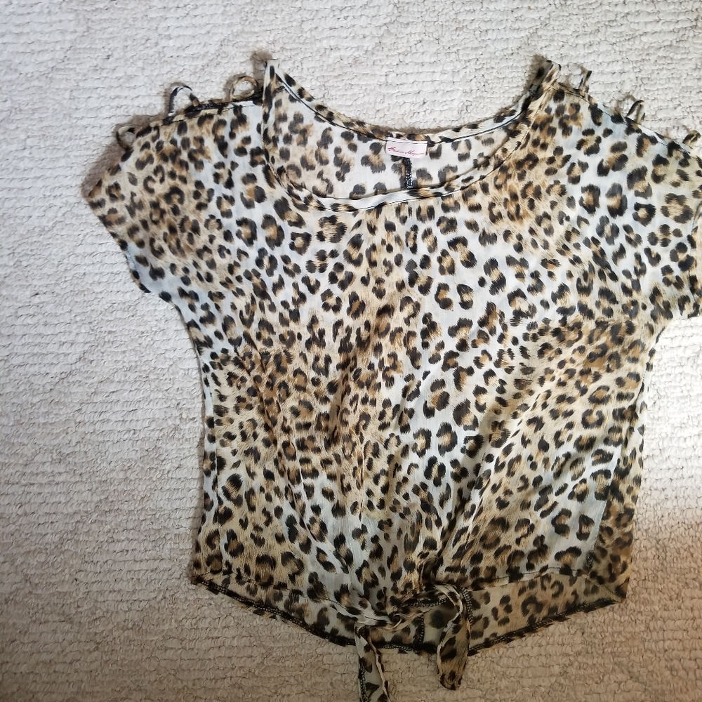 Leopard top